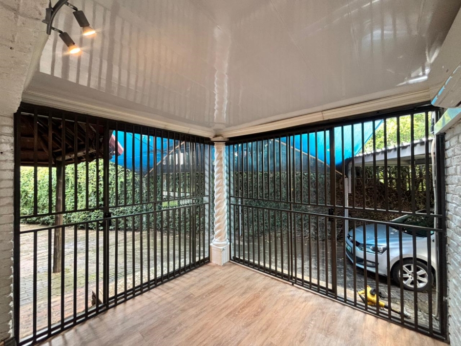 4 Bedroom Property for Sale in Van Der Hoff Park North West